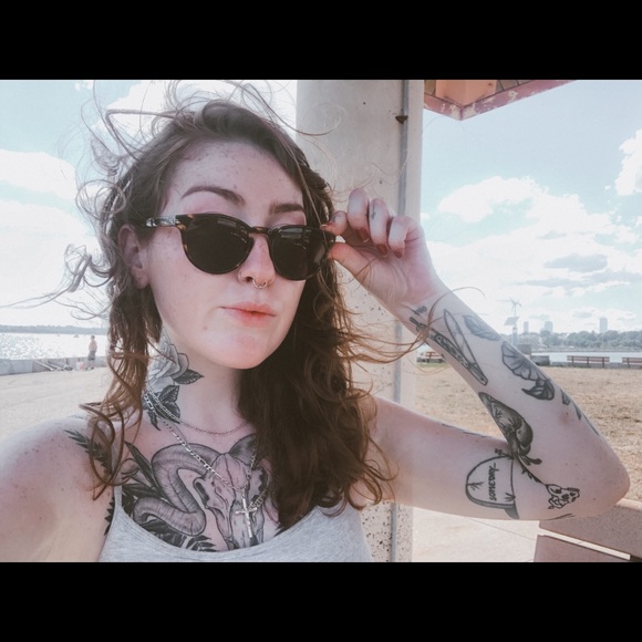 Meet your Posher, Cathryn - Picture 2 of 8